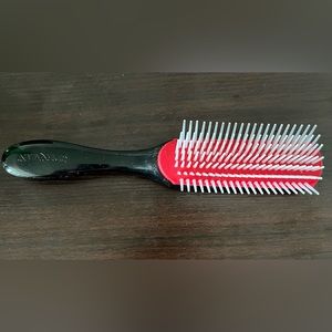 Denman brush